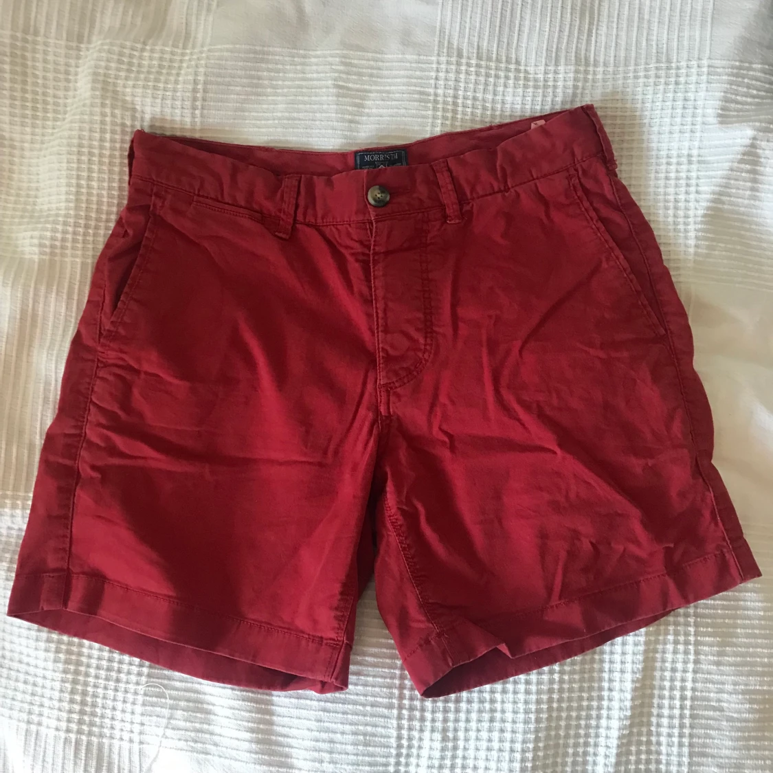 Röda Morris byxor