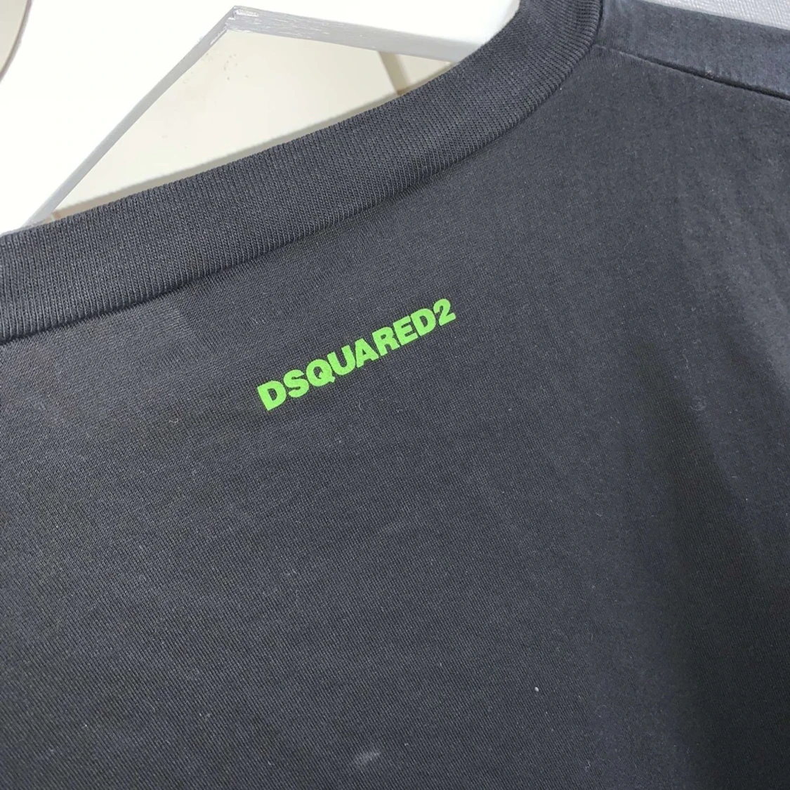 Äkta dsquared2 T-shirt  - 90