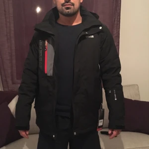  - Jacka L 8848Altitude design , helt ny