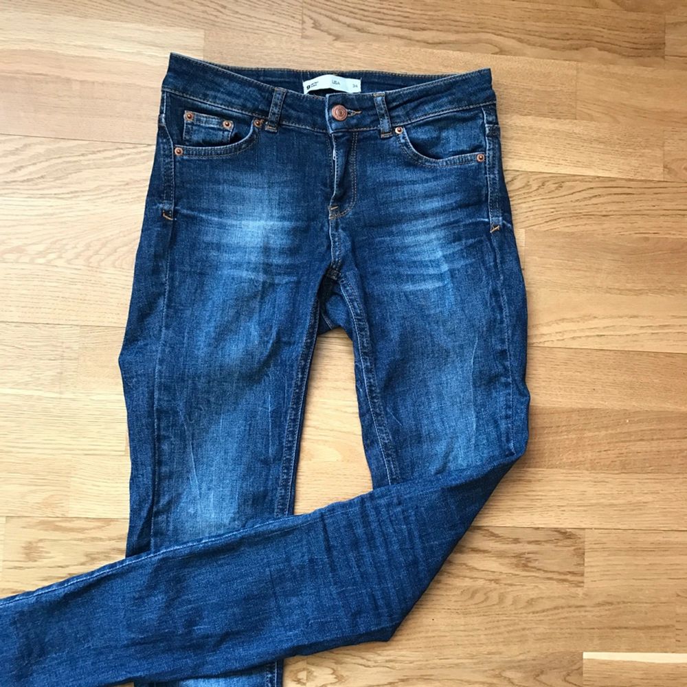 Lisa jeans från Gina Tricot. L | Plick Second Hand