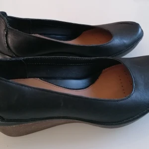 Skor  - Nya Clarks skor strl. 38, pris 350+frakt