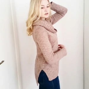  - Rarely aged, good condition. Selling because it's not my style anymore. 