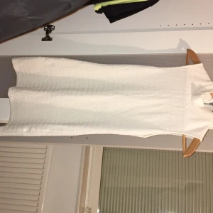  - Klänning från bikbok, storlek M. Använd endast 1 gång 