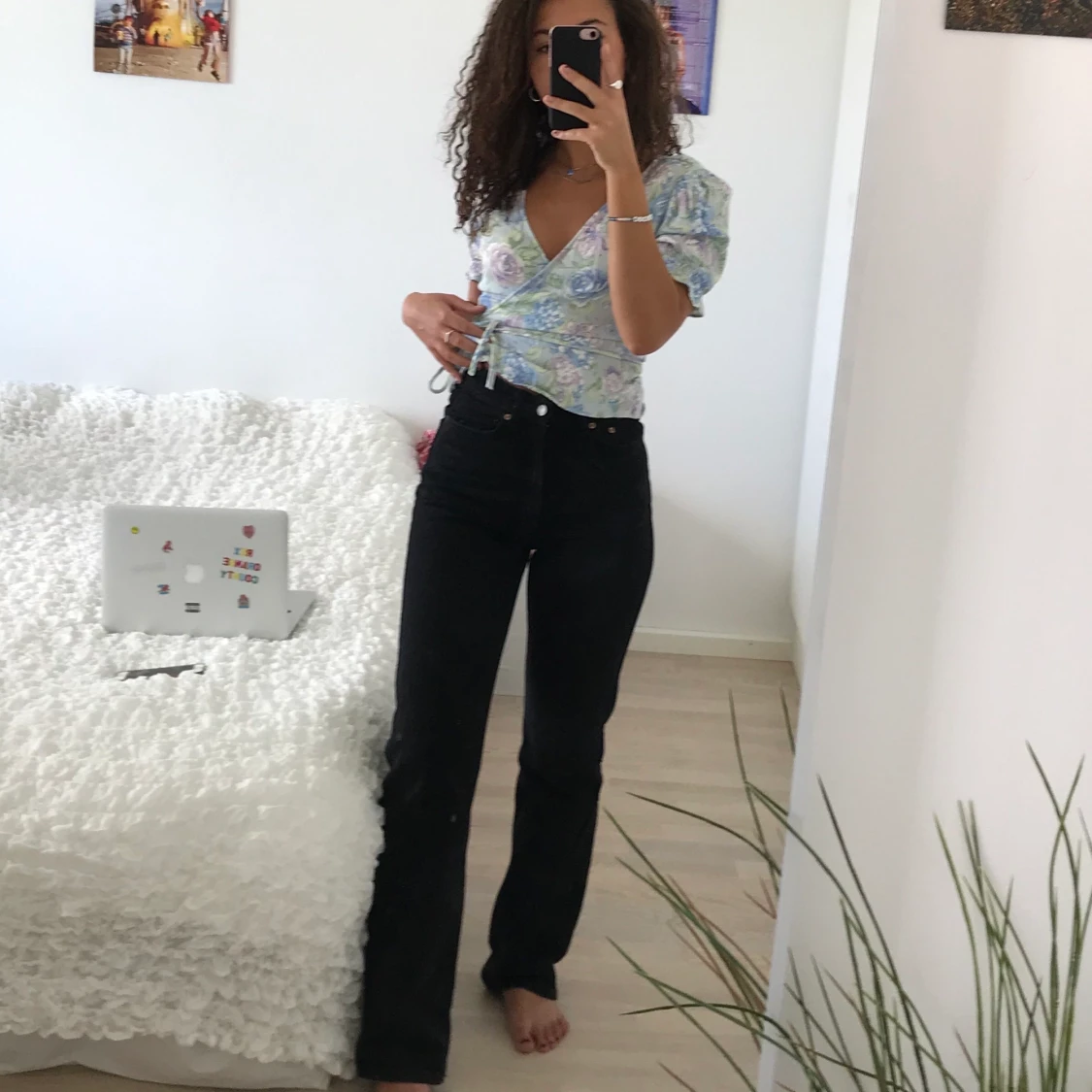 Weekday Rowe Extra High Straight Jeans - 90