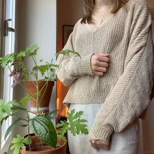Urban outfitters Oversized tröja M - Mjukt och lent tyg, stor i passformen med avsmalnande ärmar✨