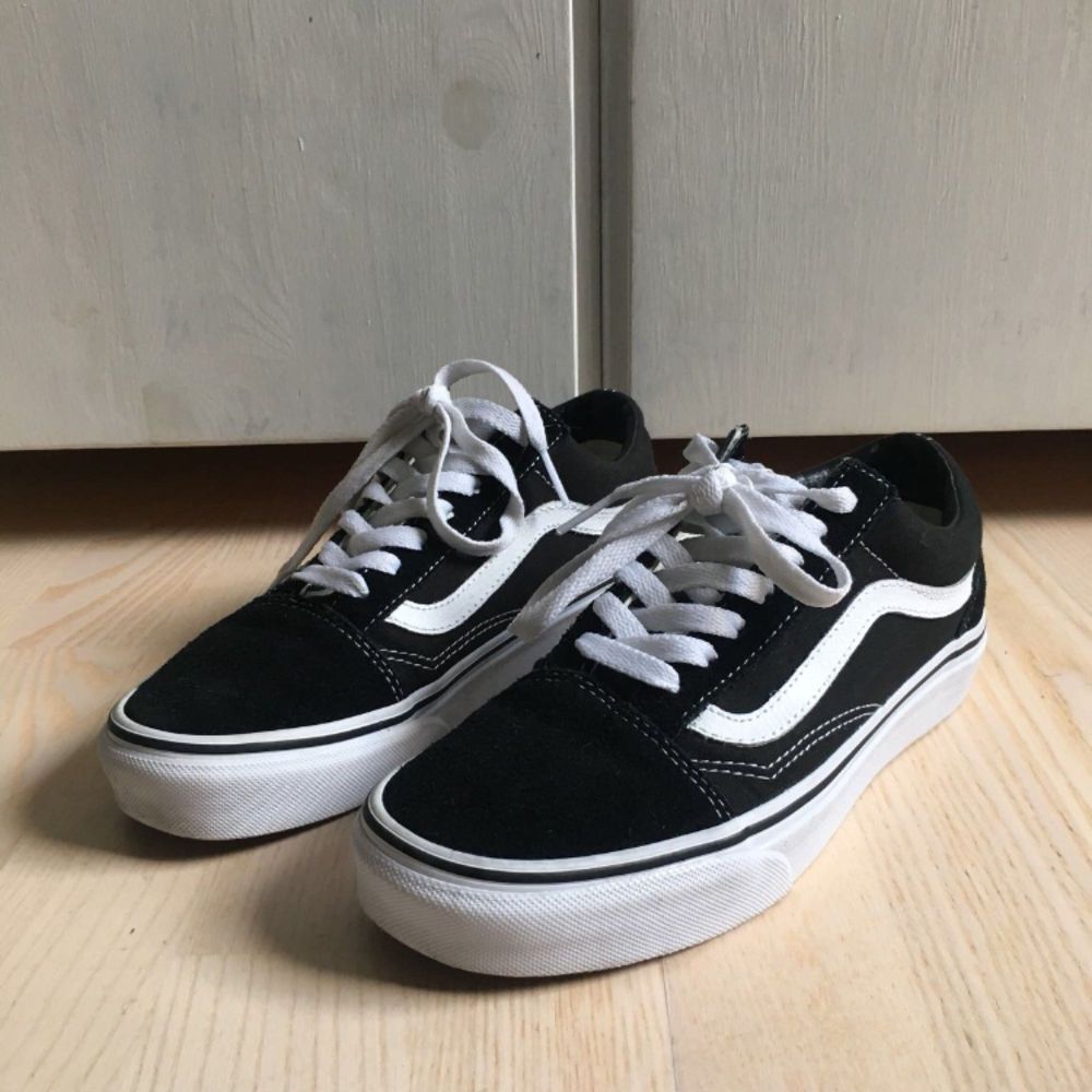 Vans old skool skor i storlek 37 | Plick Second Hand