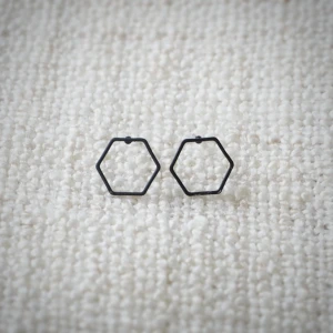  - nya örhängen  (nyckel, rodium)