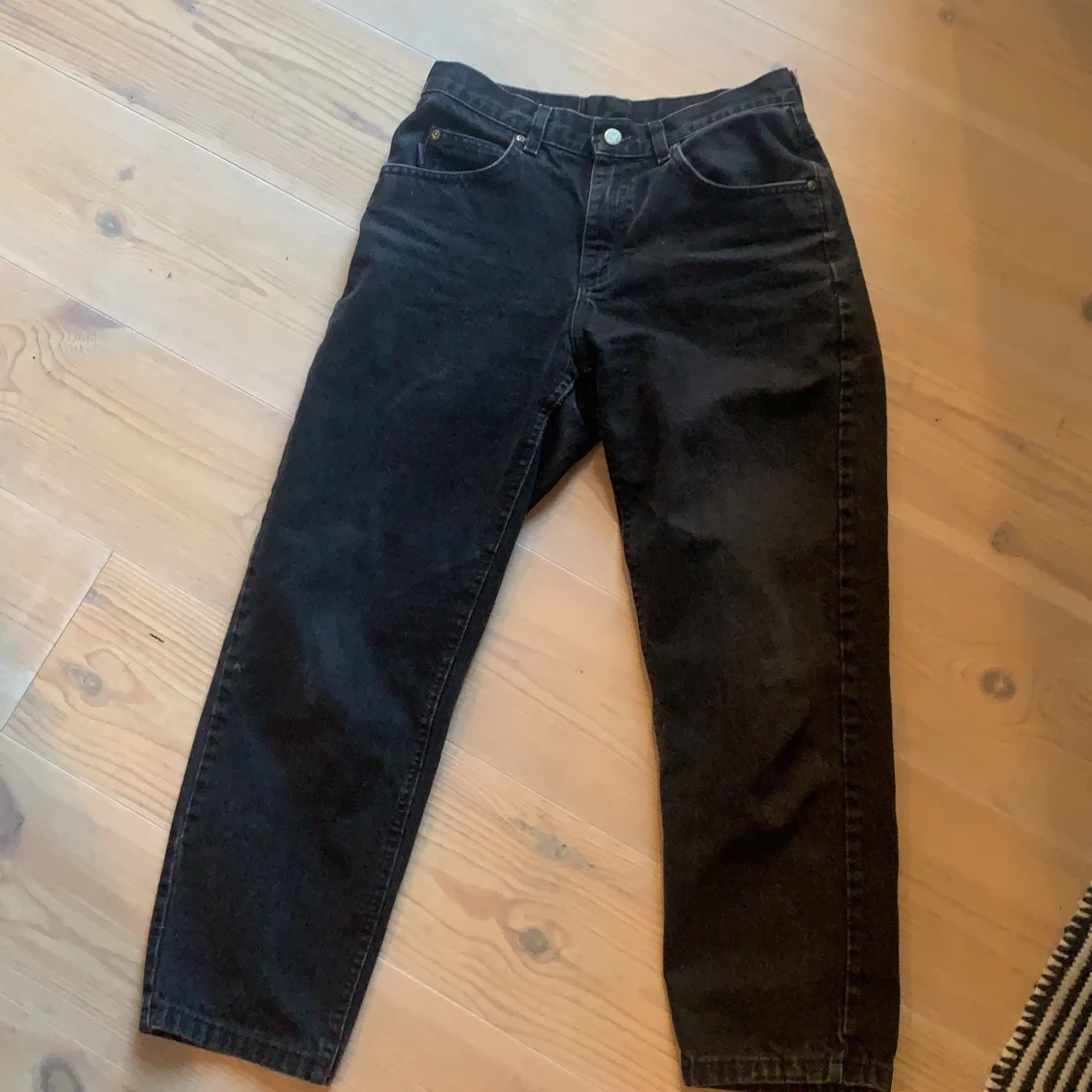 Svarta snygga jeans - 90