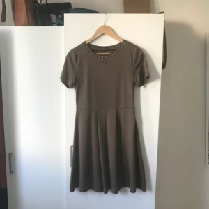 Klänning - en bra kvalitet klänning 