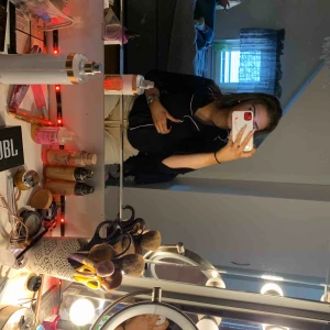  - fin pyjamas/tröja nypris ca 200, skön men lite kort i ärmarna 