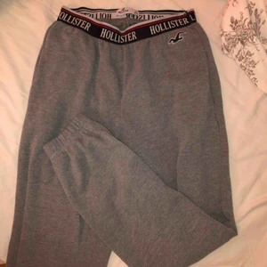 - Hollister mjukisbyxor, bra skick 