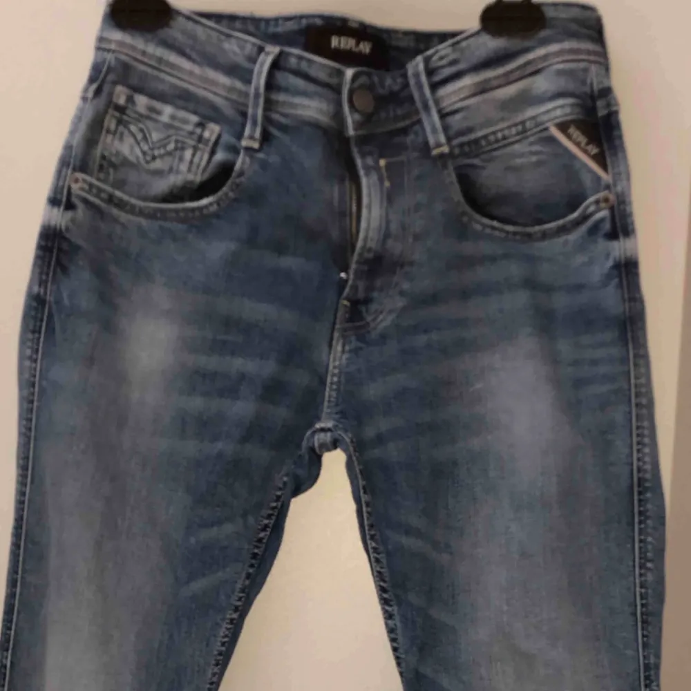Replay jeans nypriss  1400kr  knappt använda . Jeans & Byxor.