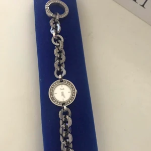 Klocka - D&G klocka köpt på Väla centrum i Helsingborg för några år sedan , använt den 1 gång så är i bästa skick. 