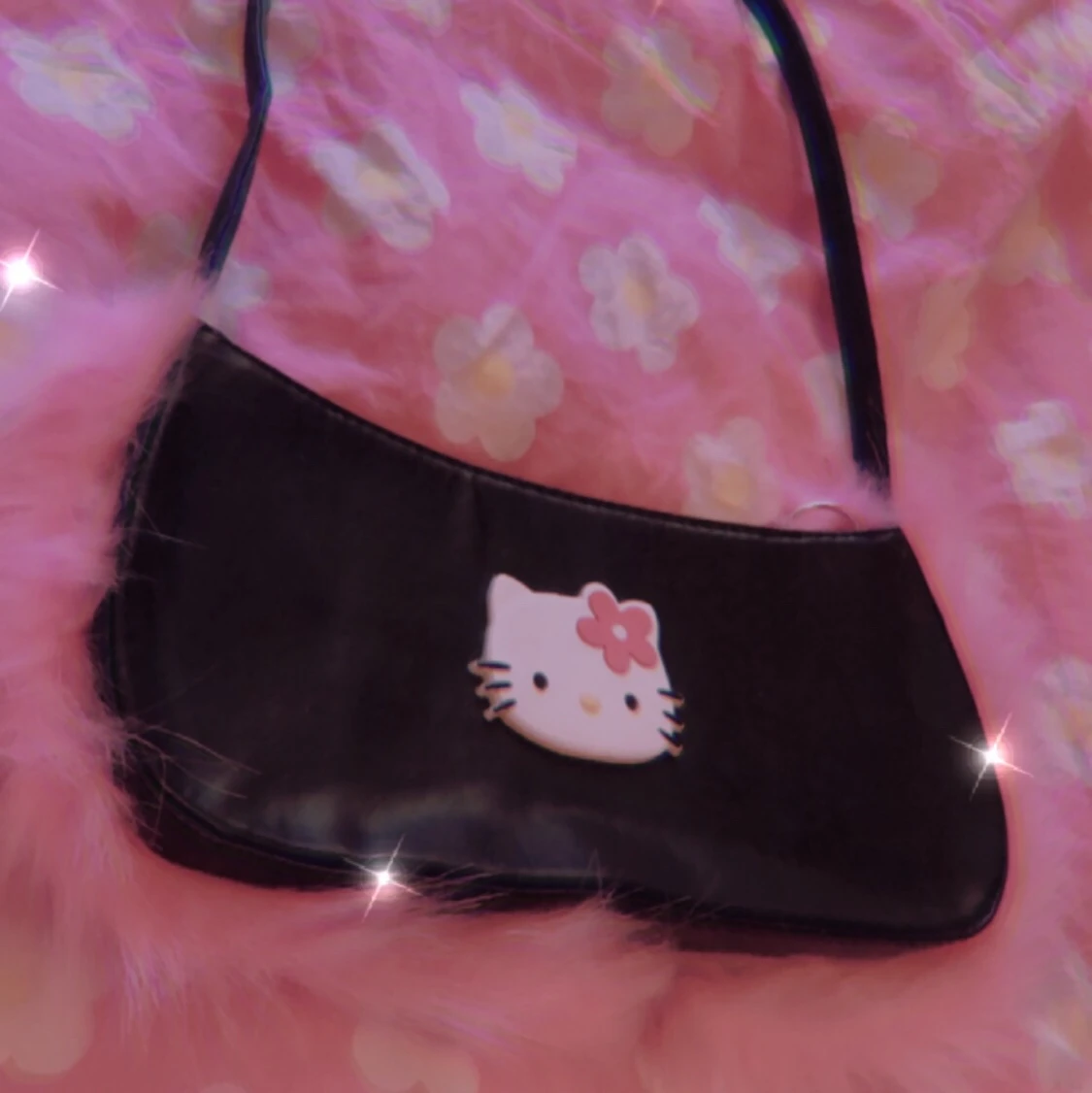 Hello Kitty väska🍒