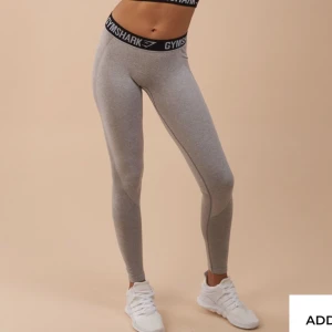  - Oanvända, storlek xs 