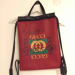  - Gucci Väska köpt i Italien. Gucci x Coco Captain 