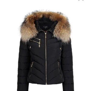  - Hollies chatel jacka, i xs köpt för 3600 kr