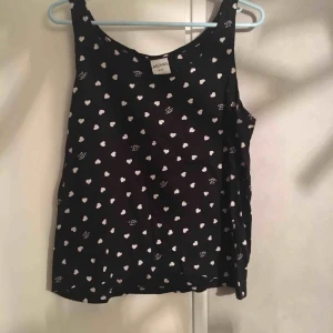  - Linne med hjärtan från monki🌸