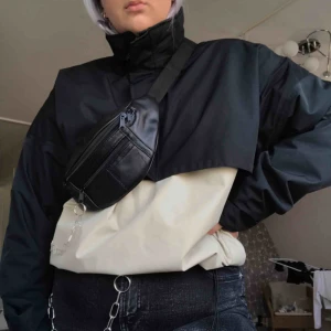  - Aaasfet vindjacka från Calvin Green i väldigt fint skick ❣️