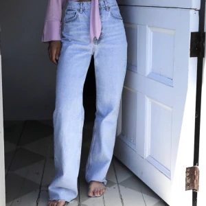 Zara Jens  - Zara Jens i storlek 34, använda enstaka gång 