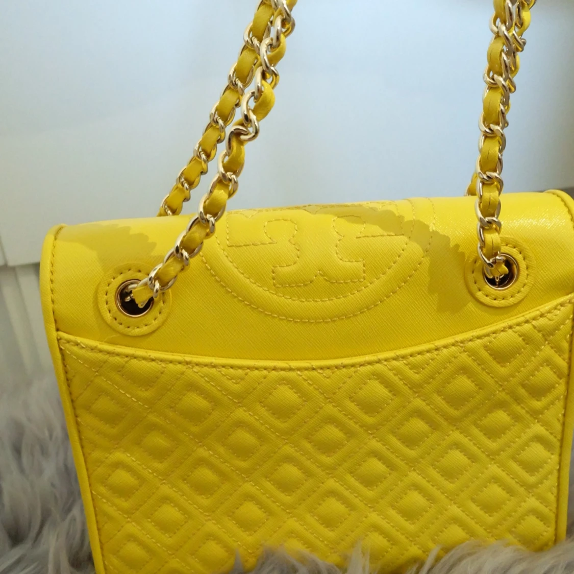 Tory Burch väska (Gul färg) - 91