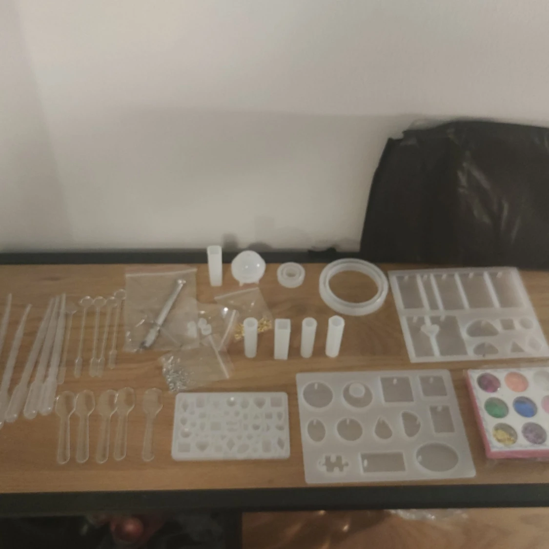 Nytt kit för resin / gips / smycken 