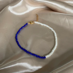 Halsband - Ida halsband från RePearl UF! Hämtas i Gävle på polhemsskolan eller skickas med frakt för 11kr✨