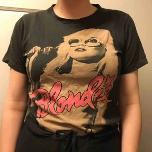  - Super snygg vintage Blondie t-shirt. Köparen står för frakten💕