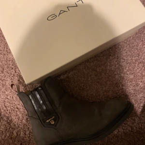 Gant skor - Gant dam skor, storlek 36( men stora i storlek, passar även 37)  Köpta för 1999kr