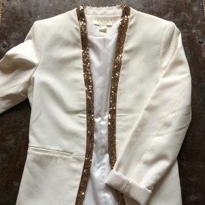 Blazer - Frakt ingår ✨