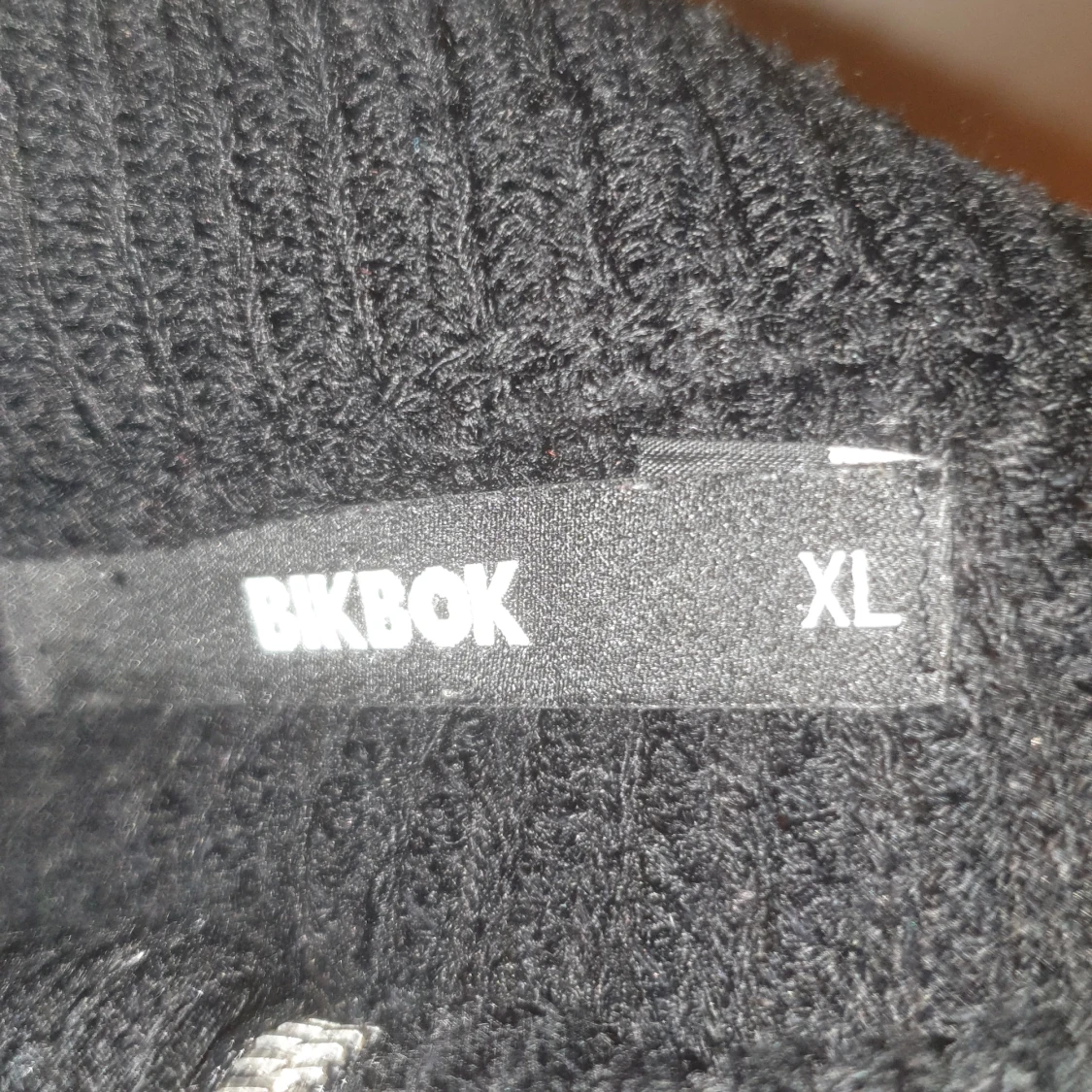 BIK BOK TRÖJA💜 - 91