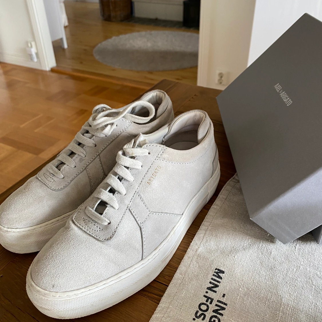 Axel Arigato skor  - 90