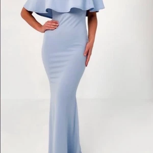 Festklänning  - Säljer denna festklänning från Missguided. Är använd en gång och är nytvättad. Den är i god skick☺️. Denna annons finns även i marketplace