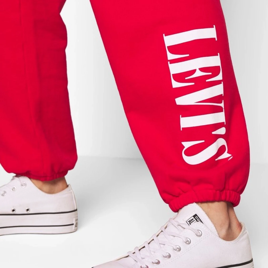 Levi’s sweatpants