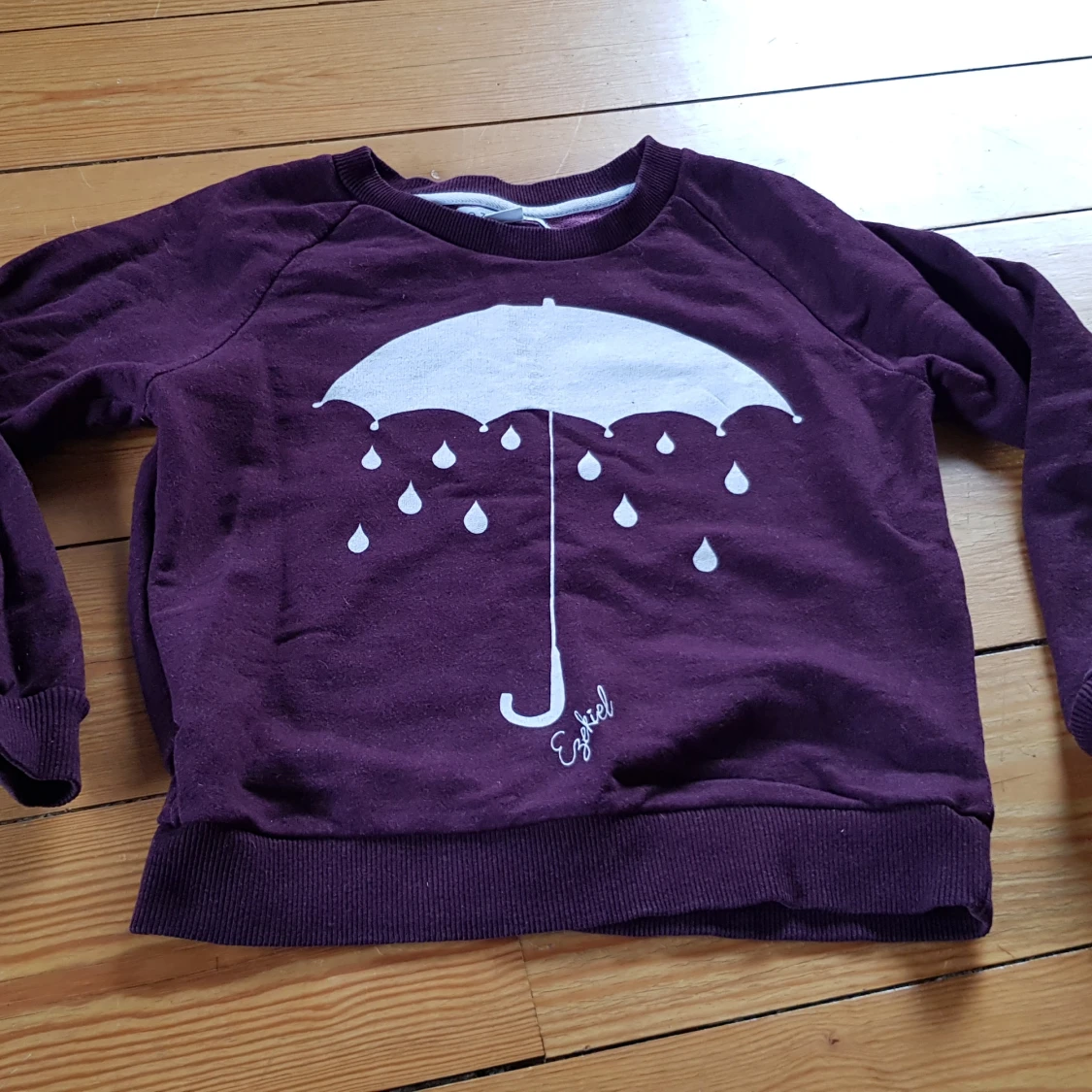 Ezekiel sweatshirt.