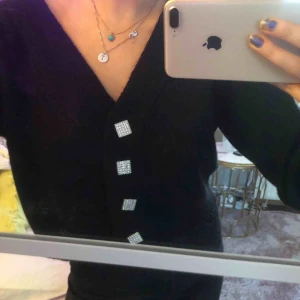  - så fin kofta som är helt oanvänd!