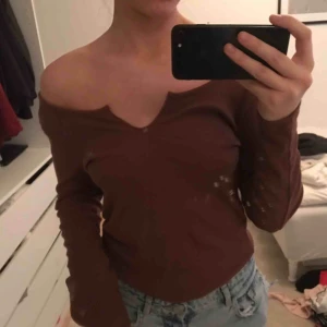  - Super skön tröja från nelly, frakt ingår i priset!