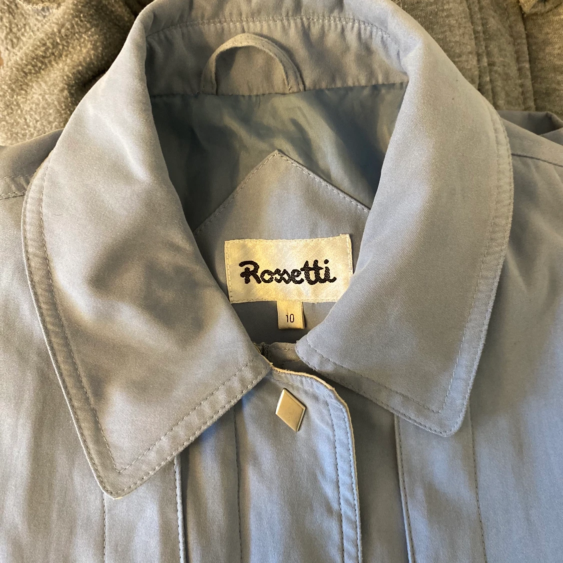 Rossetti jacka 150kr - 91