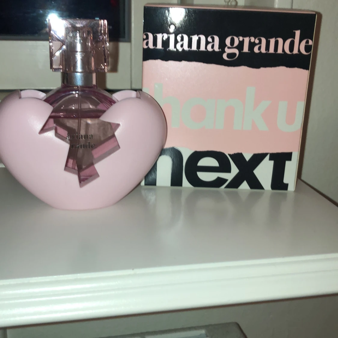 Ariana granne parfym - 91