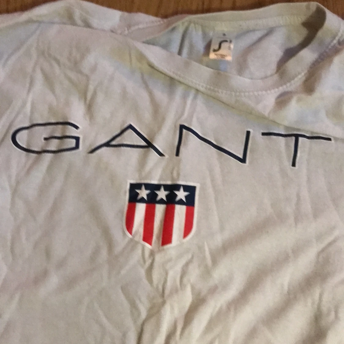 En vit Gant tröja - 91