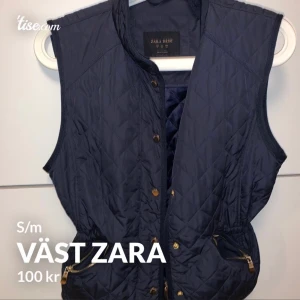 Väst  - Väst använd fåtal gånger som ny 