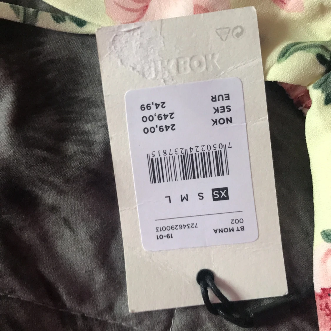 Ett helt nytt linne från bik bok - 90