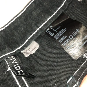 Byxor - Från H&M använt 2 gånger kommer tvätta innan de postas🌸 ÄR KÖPTA FÖR 199kr