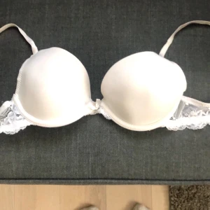 Bh - 75A för liten så säljer tror den är köpt på hm