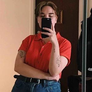  - pikétröja!! orange! jättefräsch 