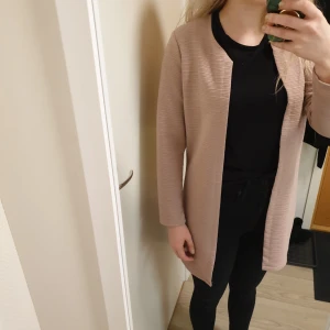  - Rosa topp från only/veromoda