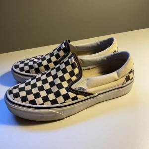 Vans storlek 40 - Vans i storlek 40, tvättar innan jag skickar