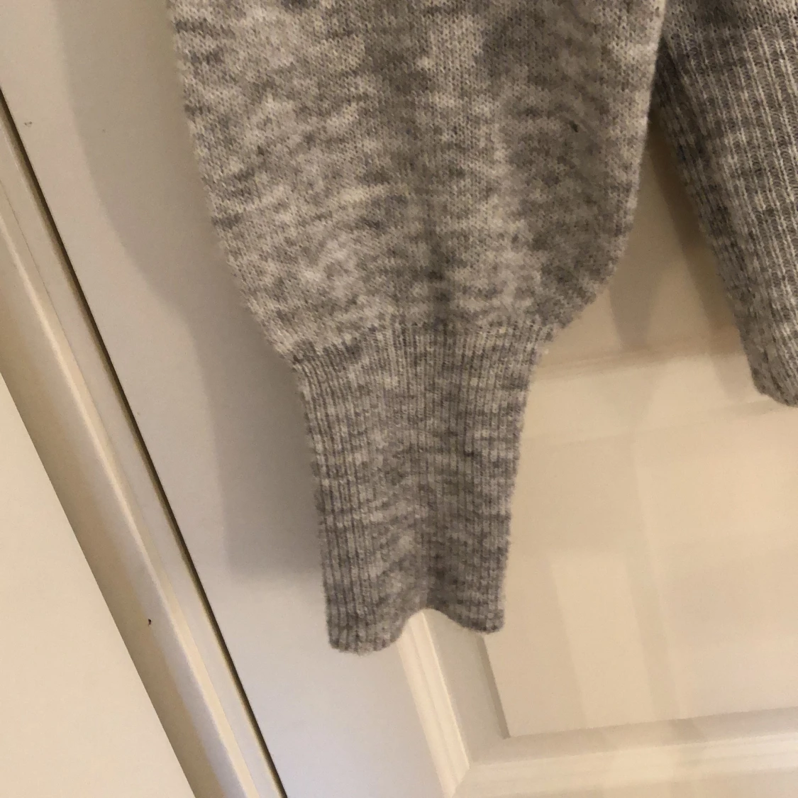 Stickad tröja  - 91