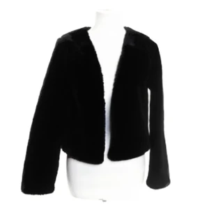 Svart jacka- Storlek 36 - Svart jacka i mjukt material från Gina Tricot