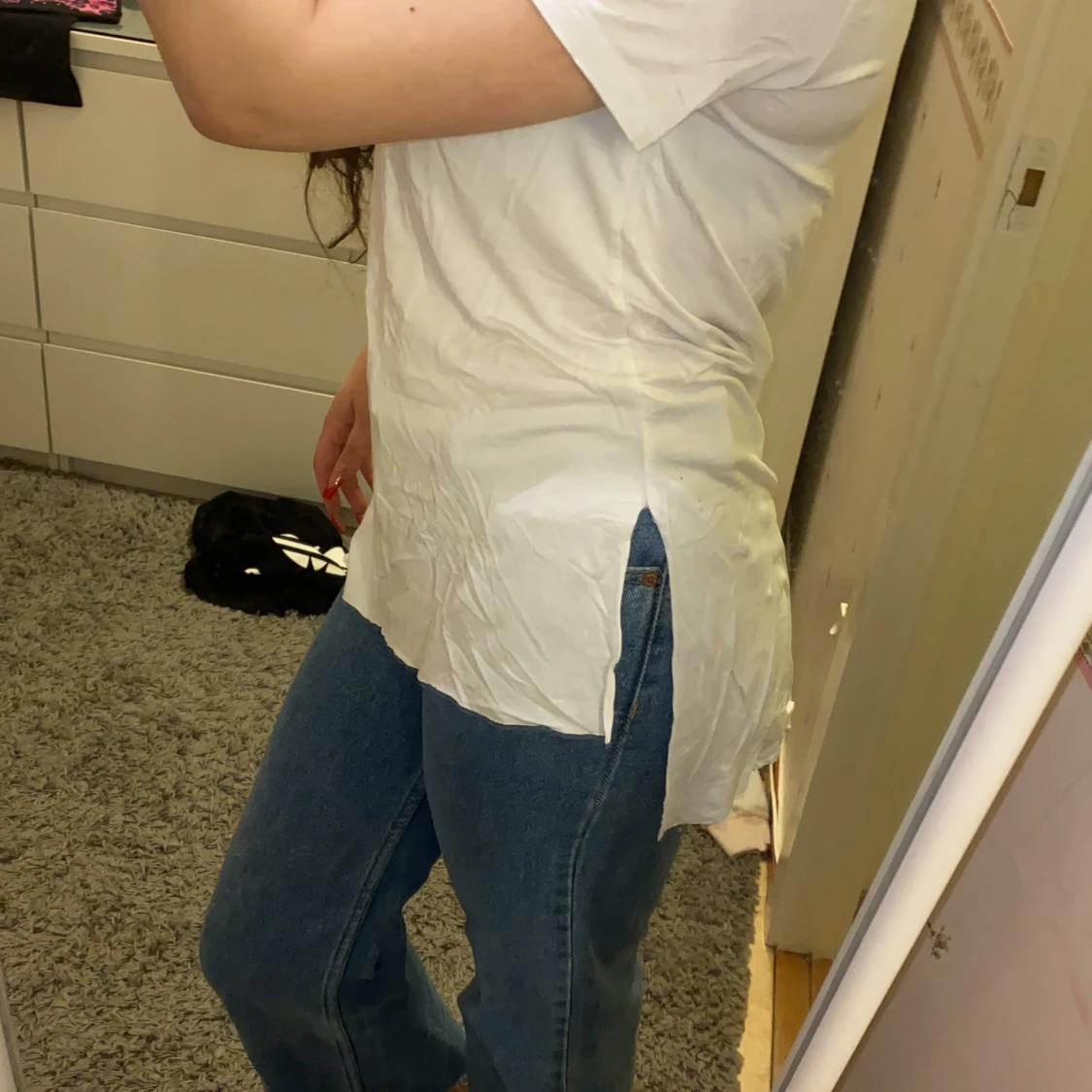 Vit t shirt med slits - 90